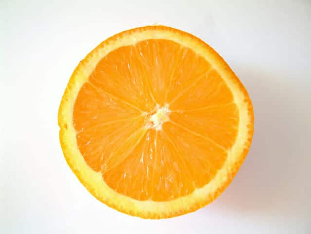 orange-juice-1480283-639x480